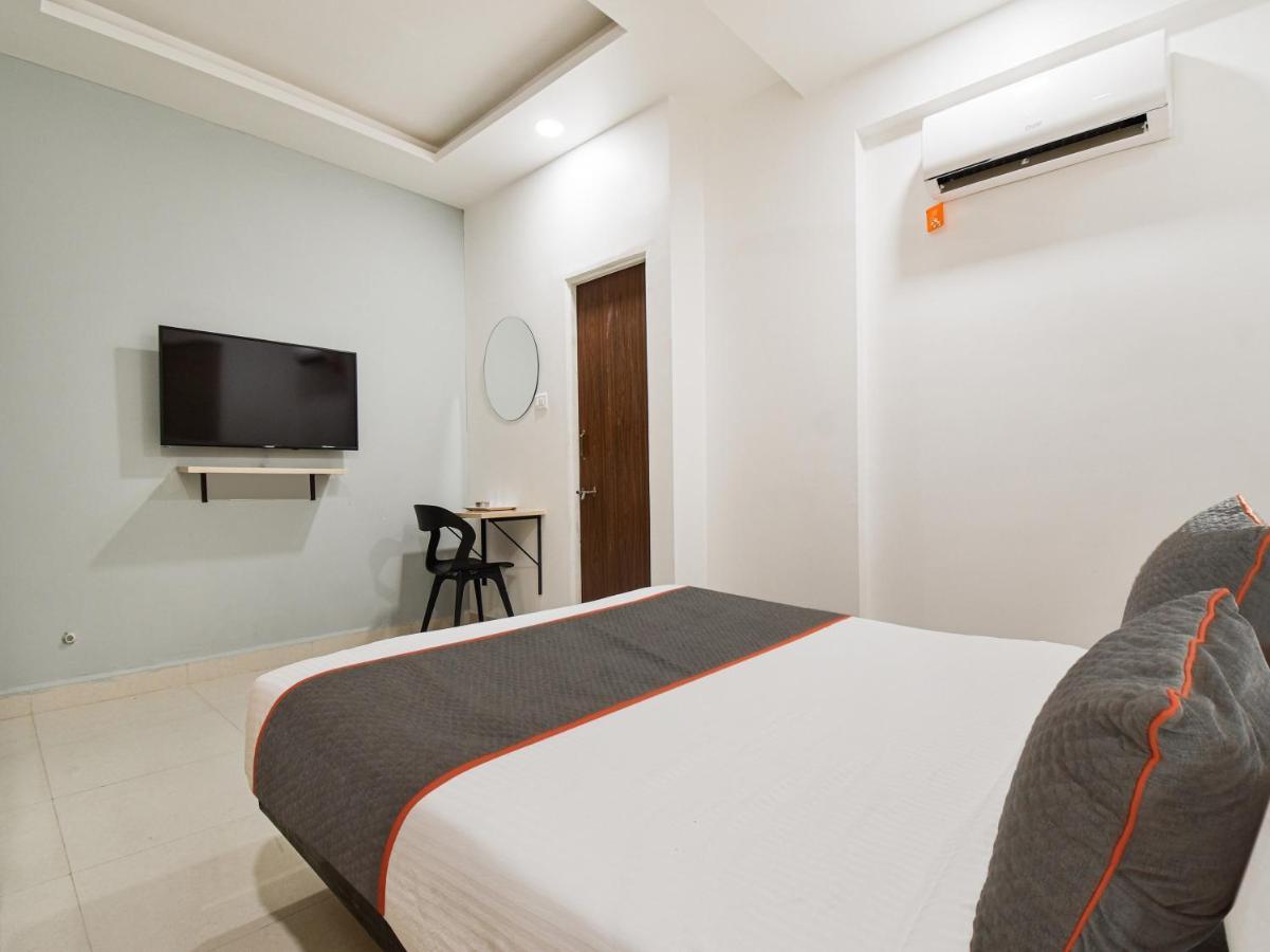 Oyo Townhouse 498 Hotel Western Nagpur Buitenkant foto